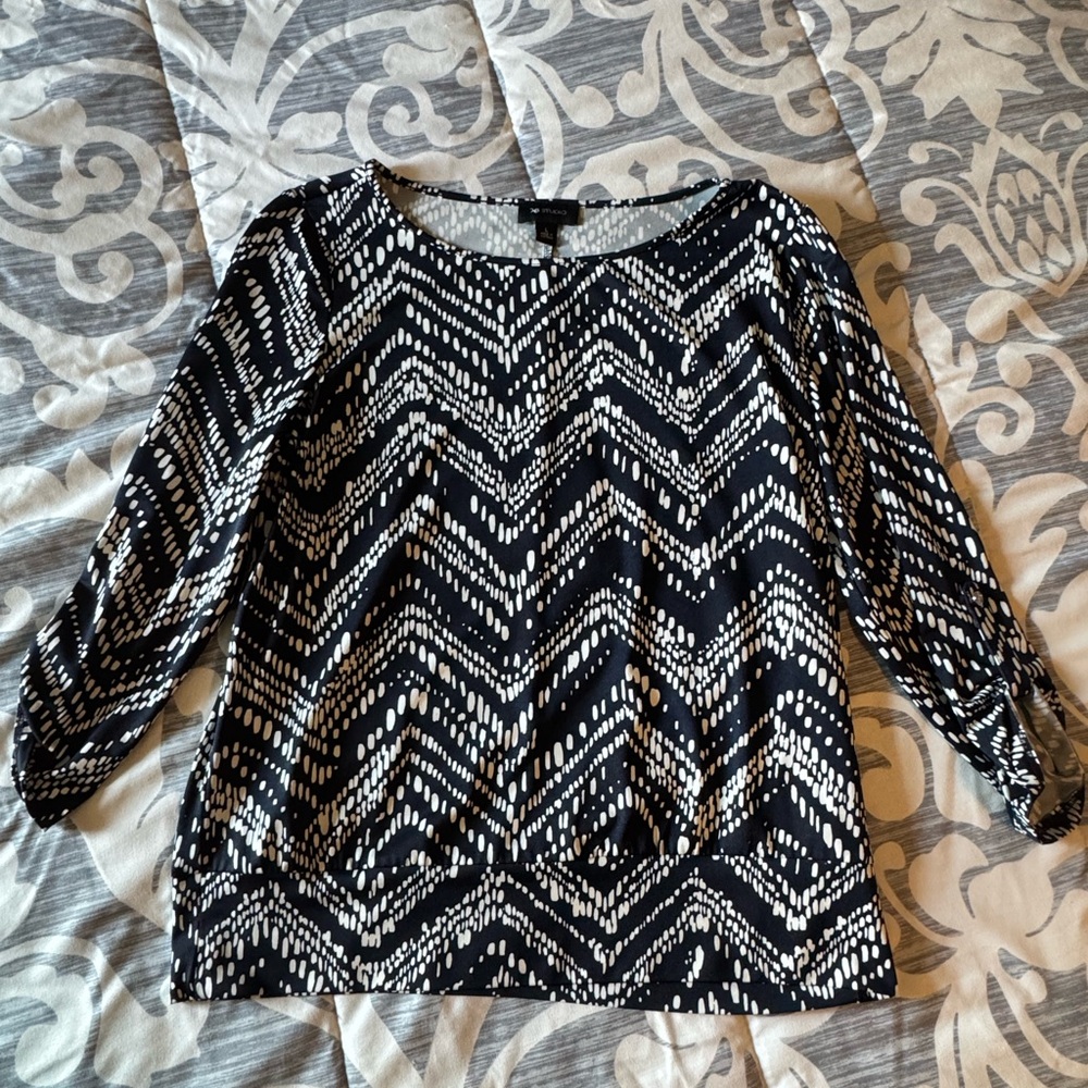 AB Studio Navy & White Patterned Blouse | Size Large | 3/4 Sleeve